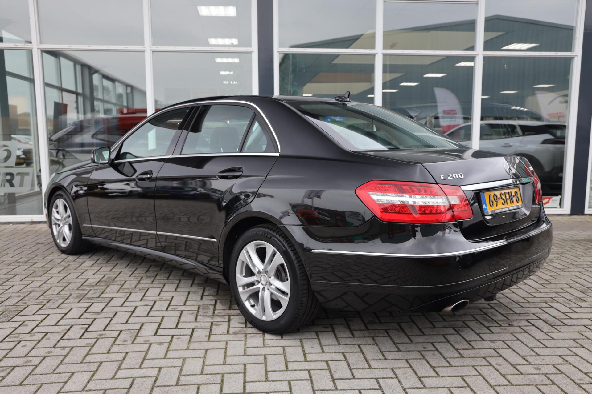 Foto van Mercedes-Benz E 200 Cgi
