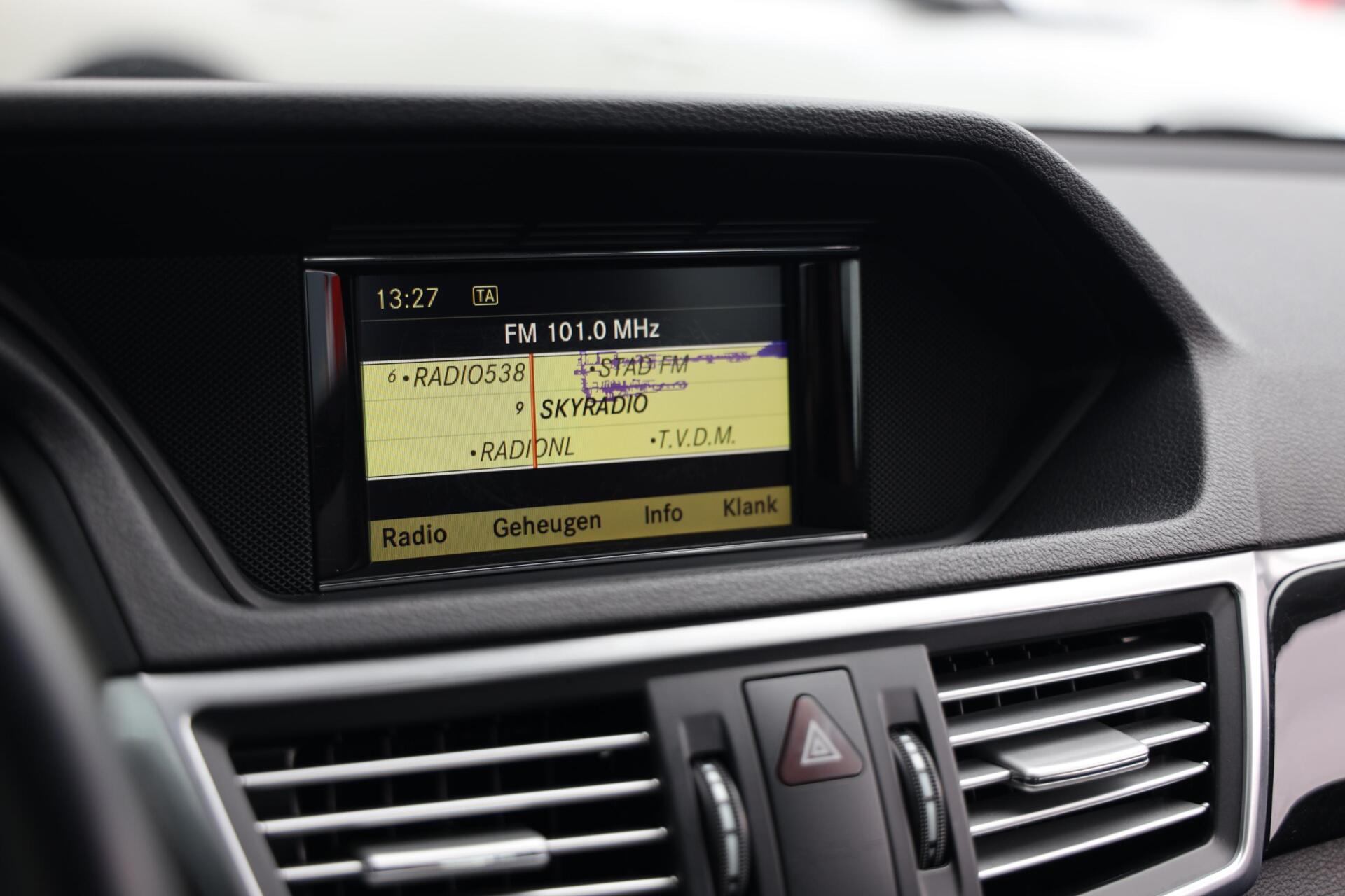 Foto van Mercedes-Benz E 200 Cgi