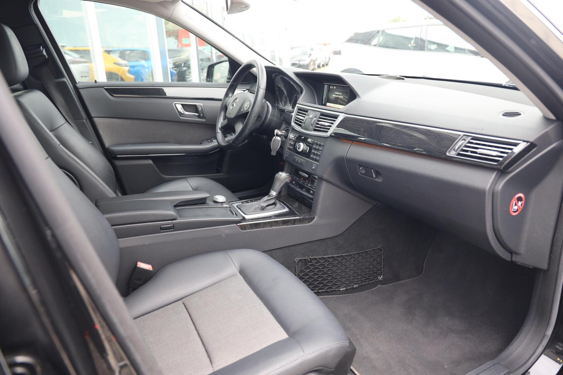 Foto van Mercedes-Benz E 200 Cgi