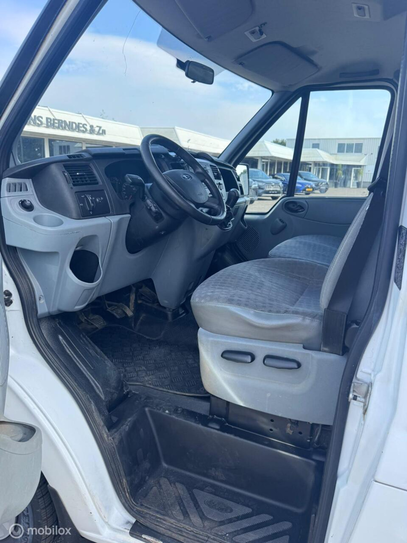 Foto van Ford Transit 280s FD Van 85 LR 4.23
