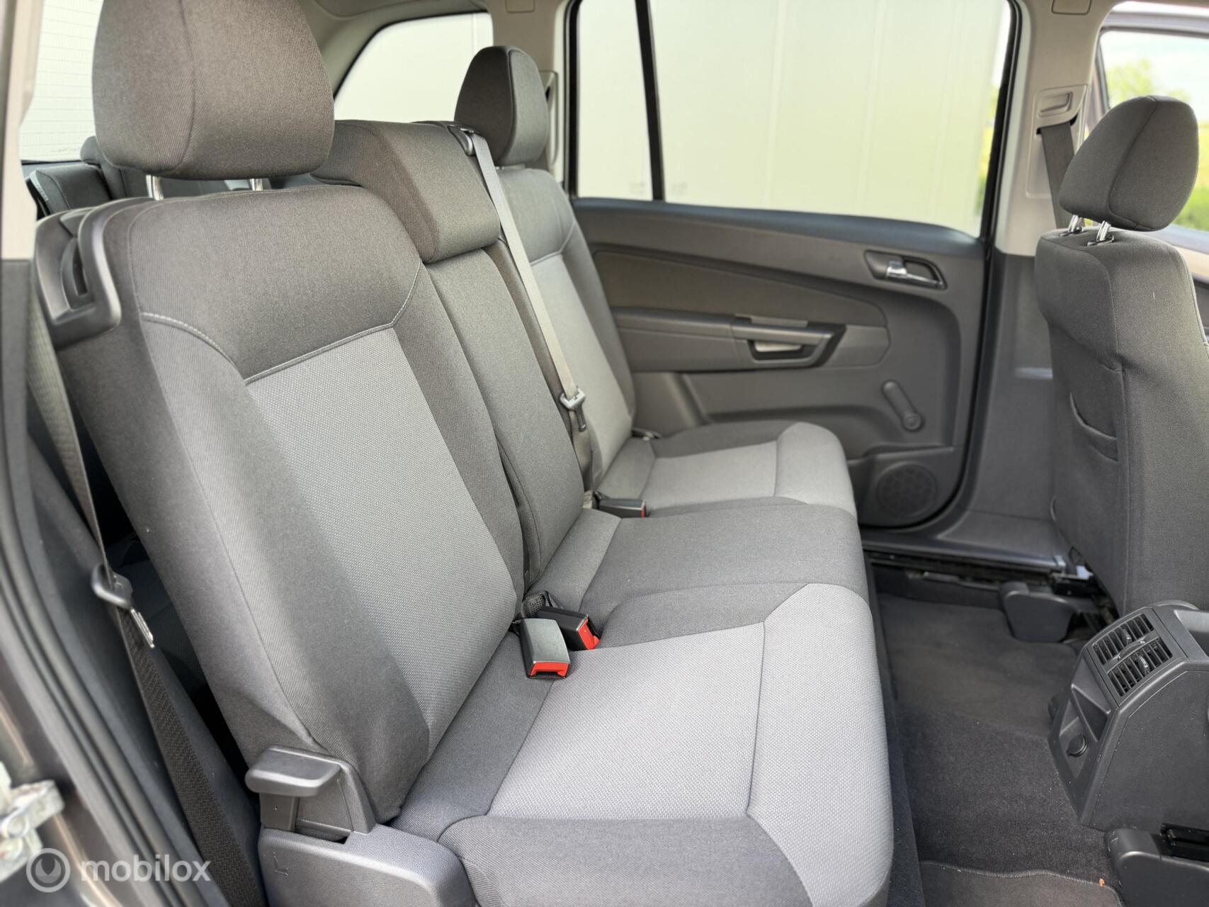 Foto van Opel Zafira