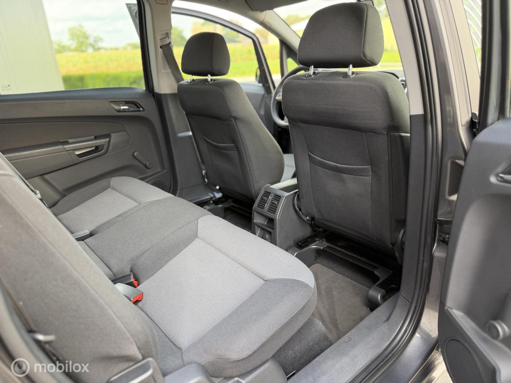 Foto van Opel Zafira