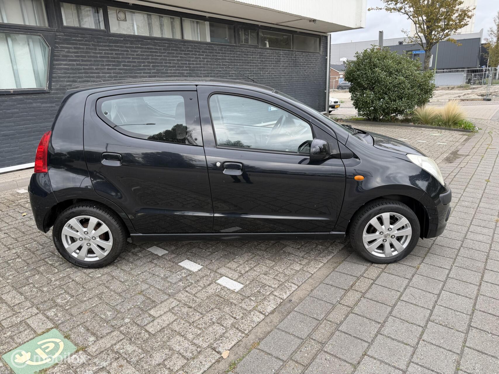 Foto van Nissan Nissan Pixo
