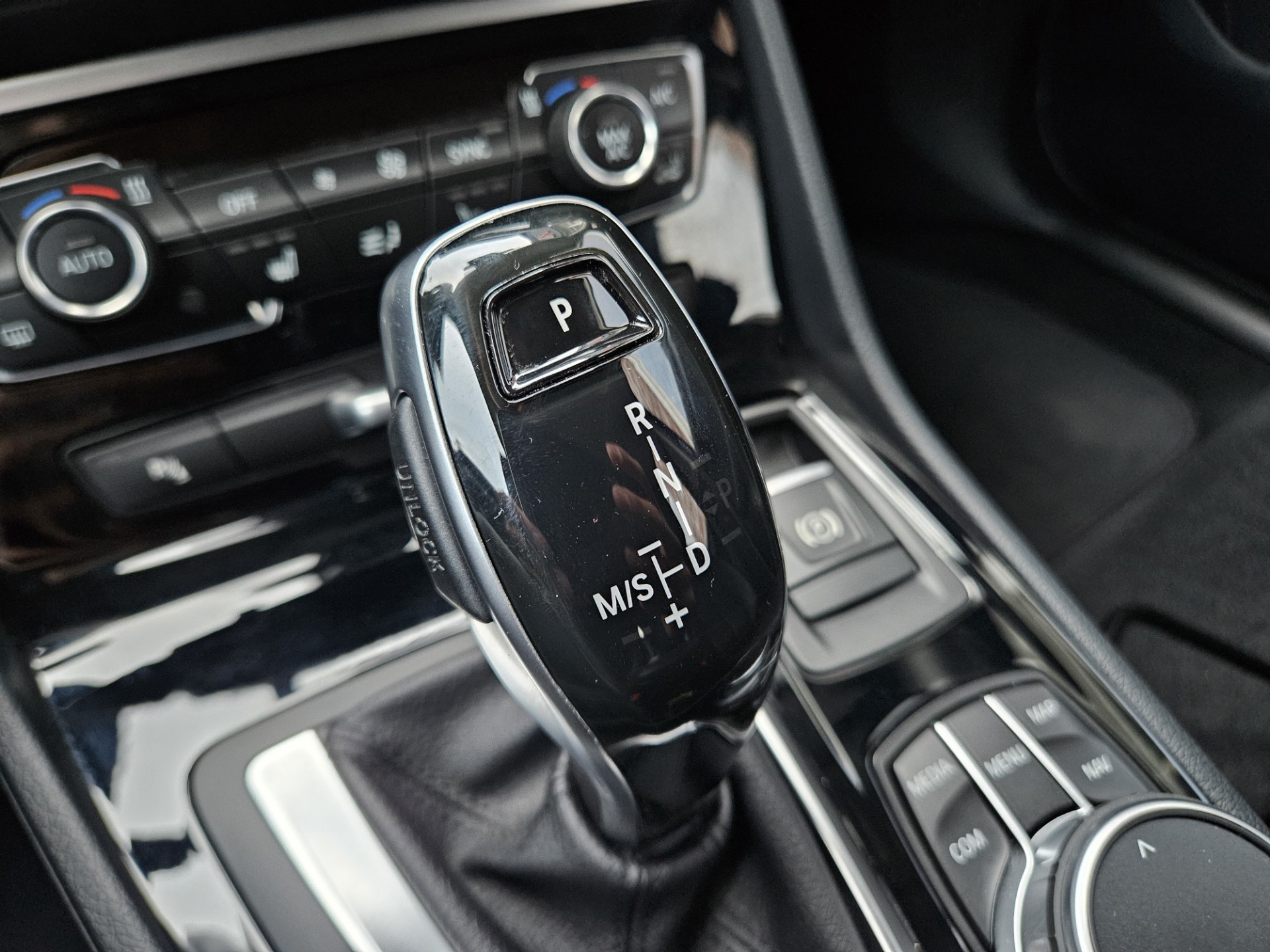 Foto van BMW 218i Active Tourer