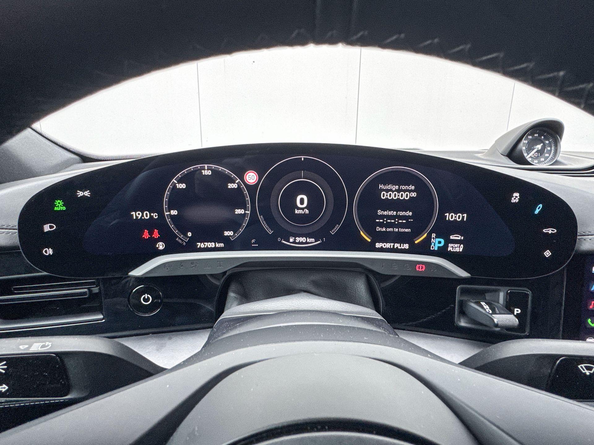 Foto van Porsche Taycan 4s