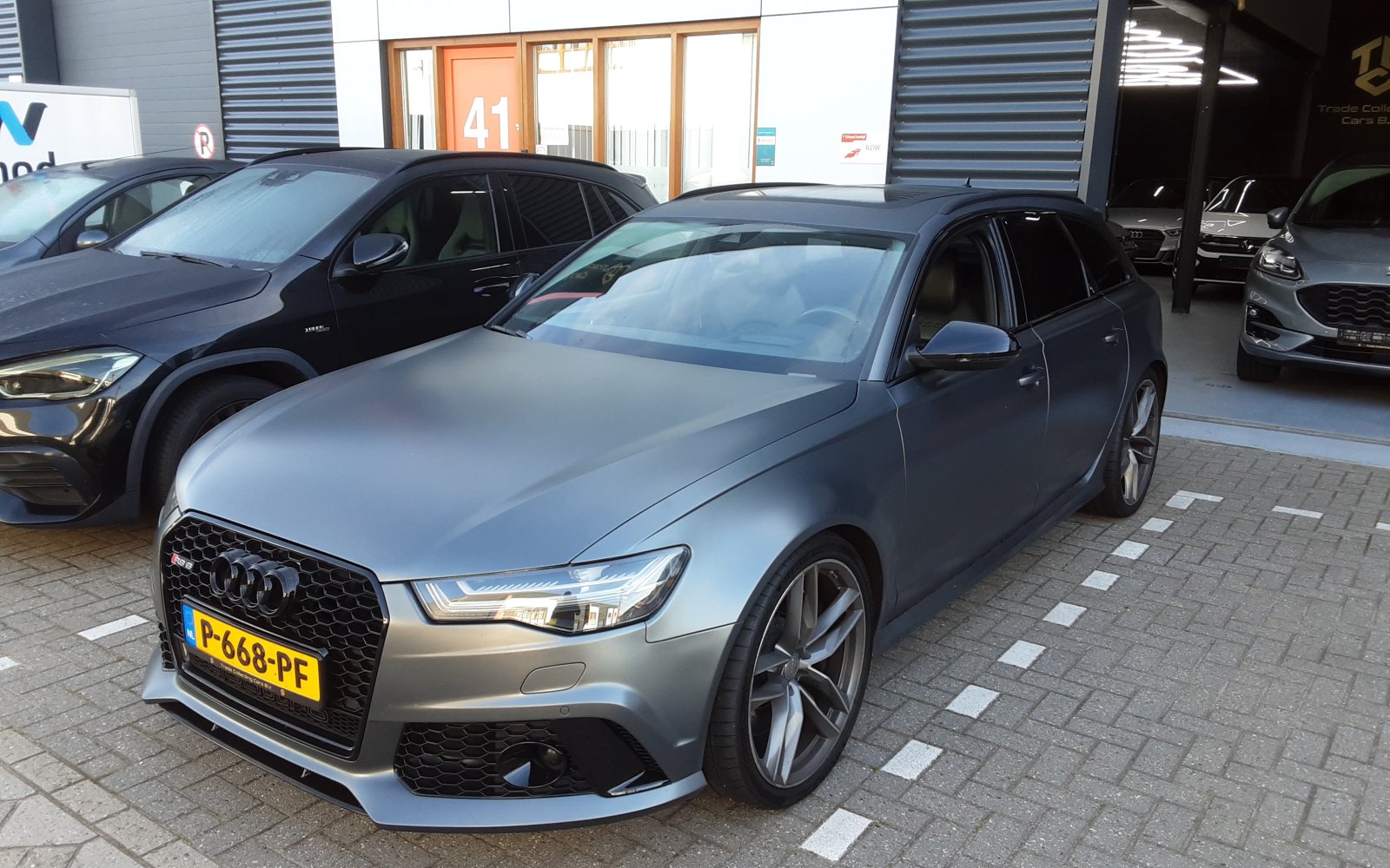 Audi A6 Avant 4.0 TFSI RS6 q p PL+ 2017 - voorkant