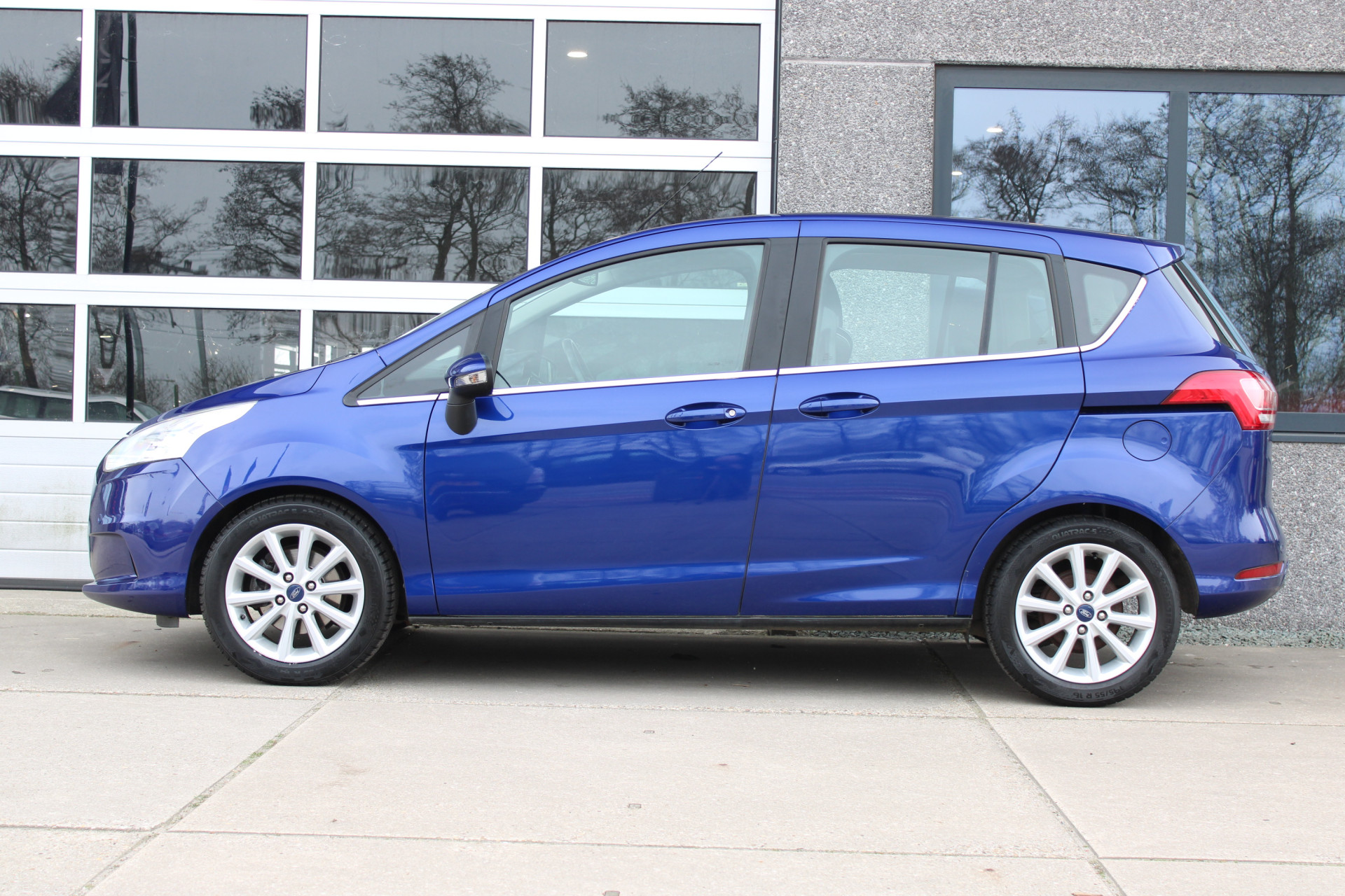 Foto van Ford B-max