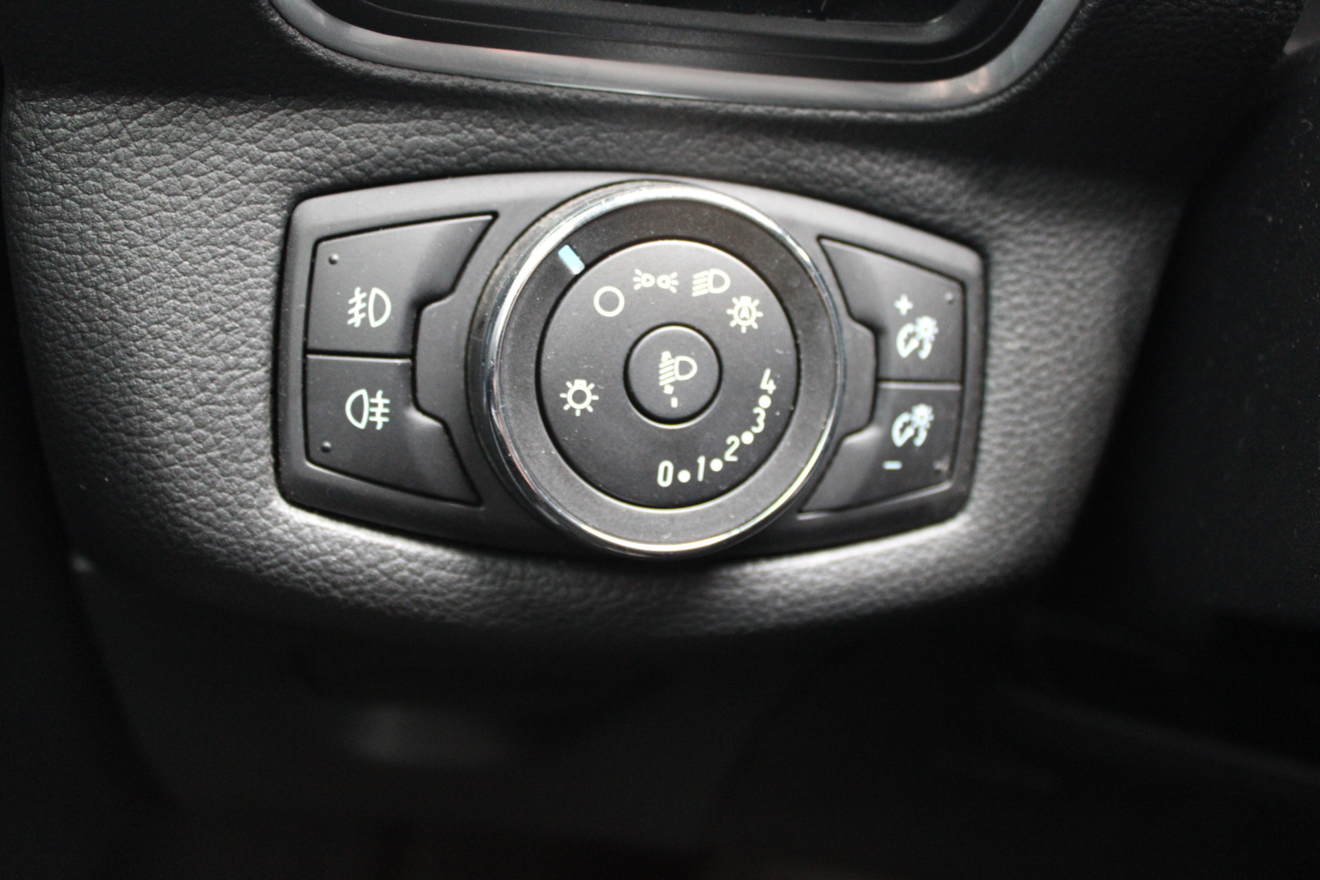 Foto van Ford B-max