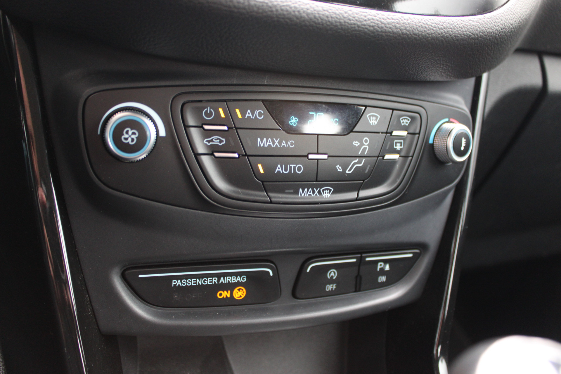 Foto van Ford B-max