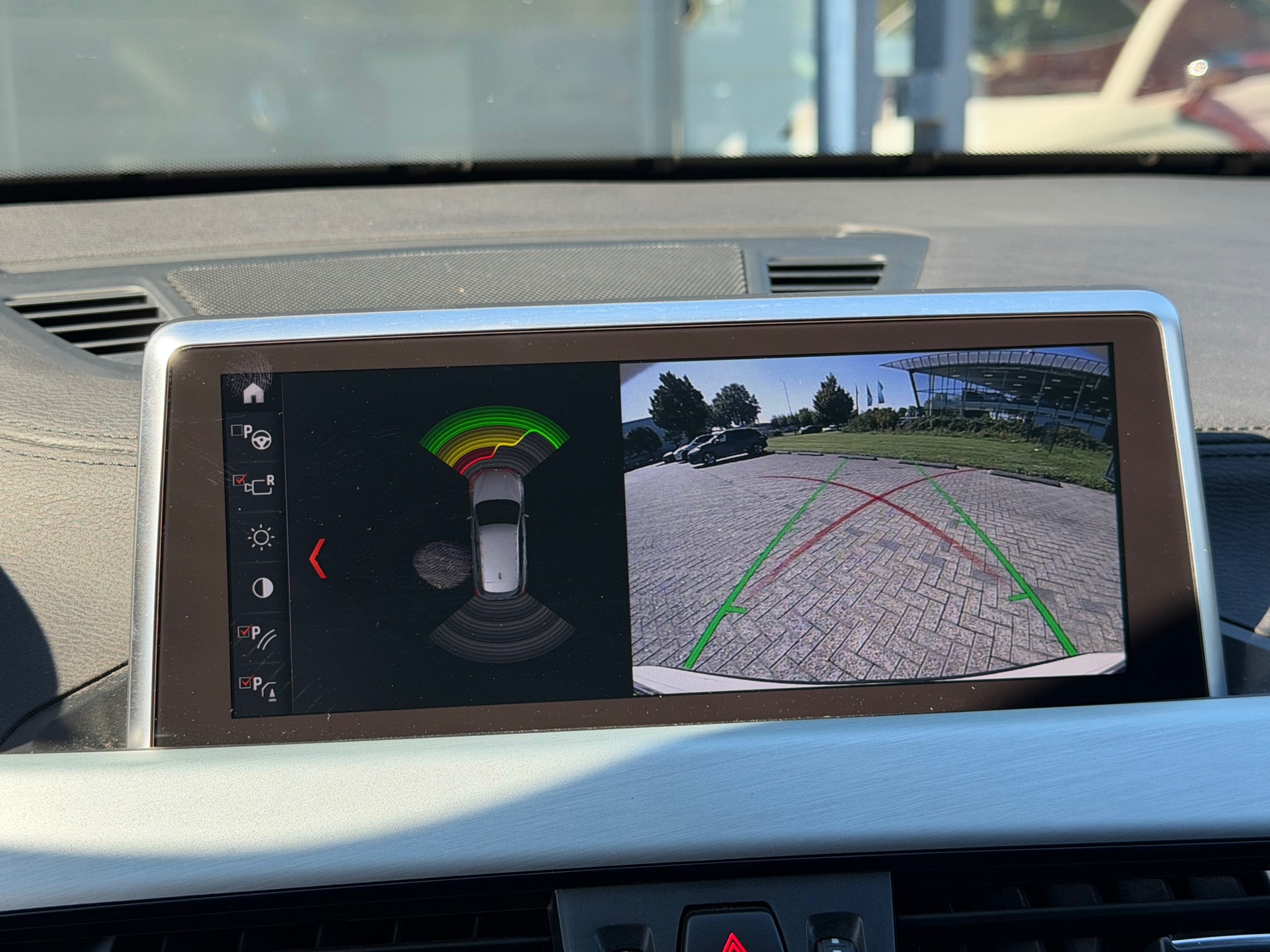 Foto van BMW X1 Sdrive18i