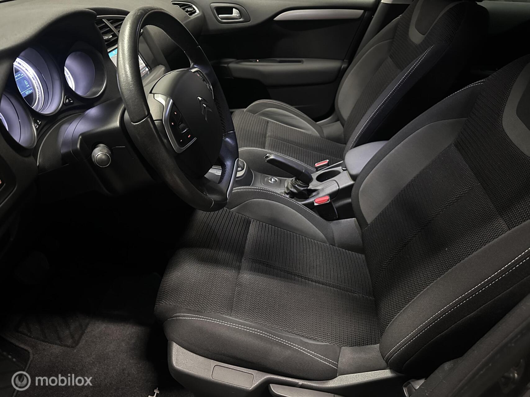 Foto van Citroen C4