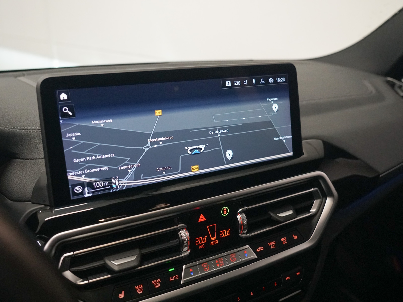 Foto van BMW Ix3