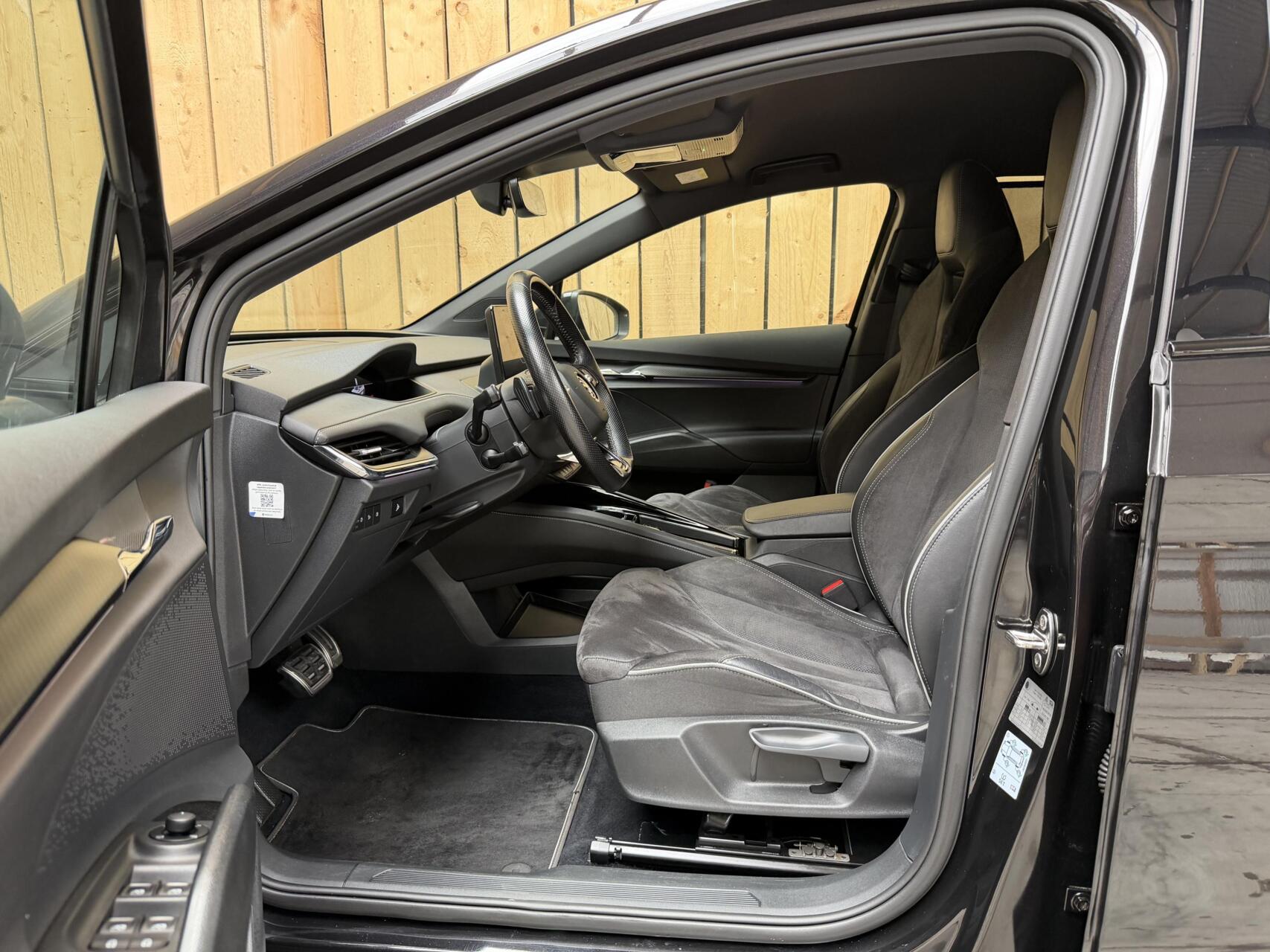 Foto van Skoda Enyaq 80