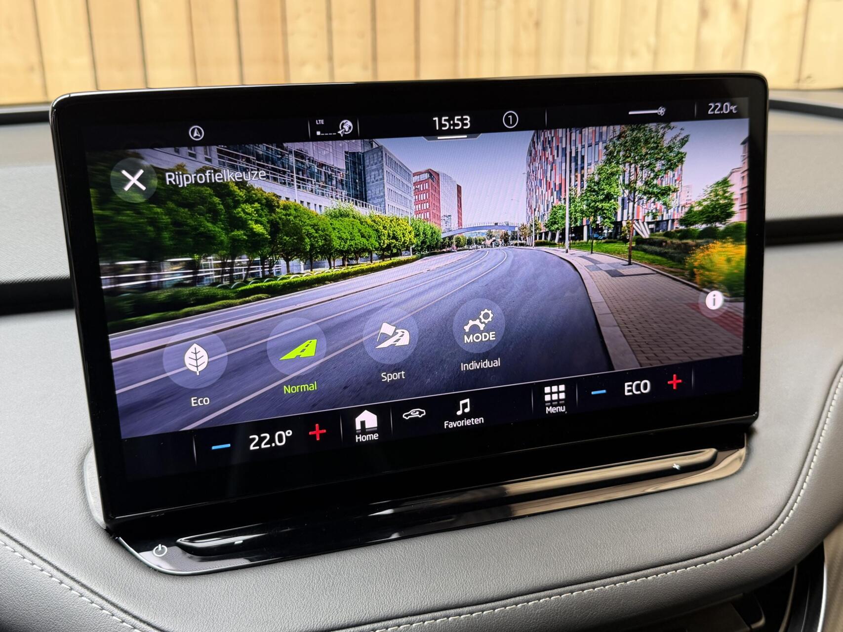 Foto van Skoda Enyaq 80