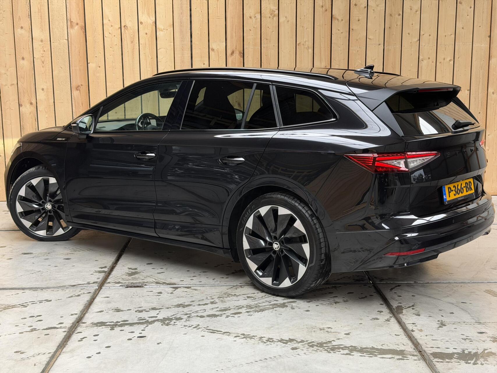 Foto van Skoda Enyaq 80