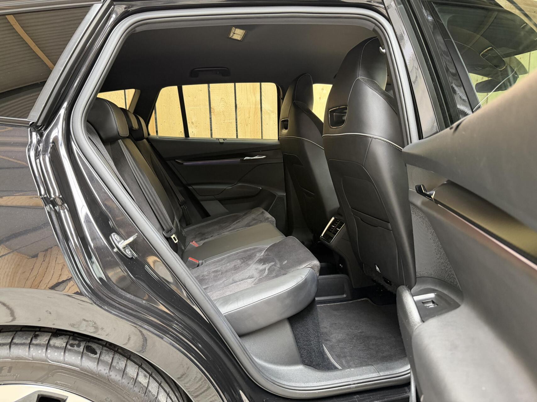 Foto van Skoda Enyaq 80