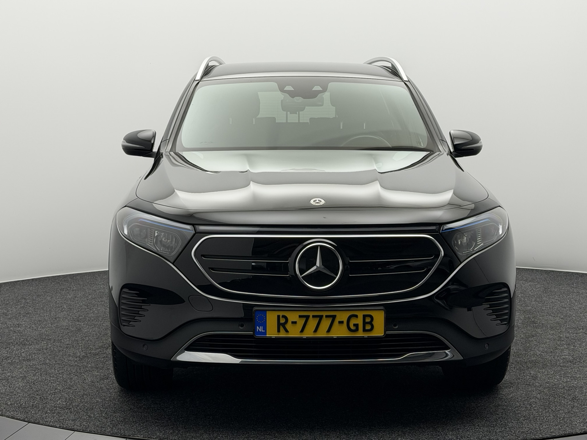 Foto van Mercedes-Benz Eqb 300 4Matic