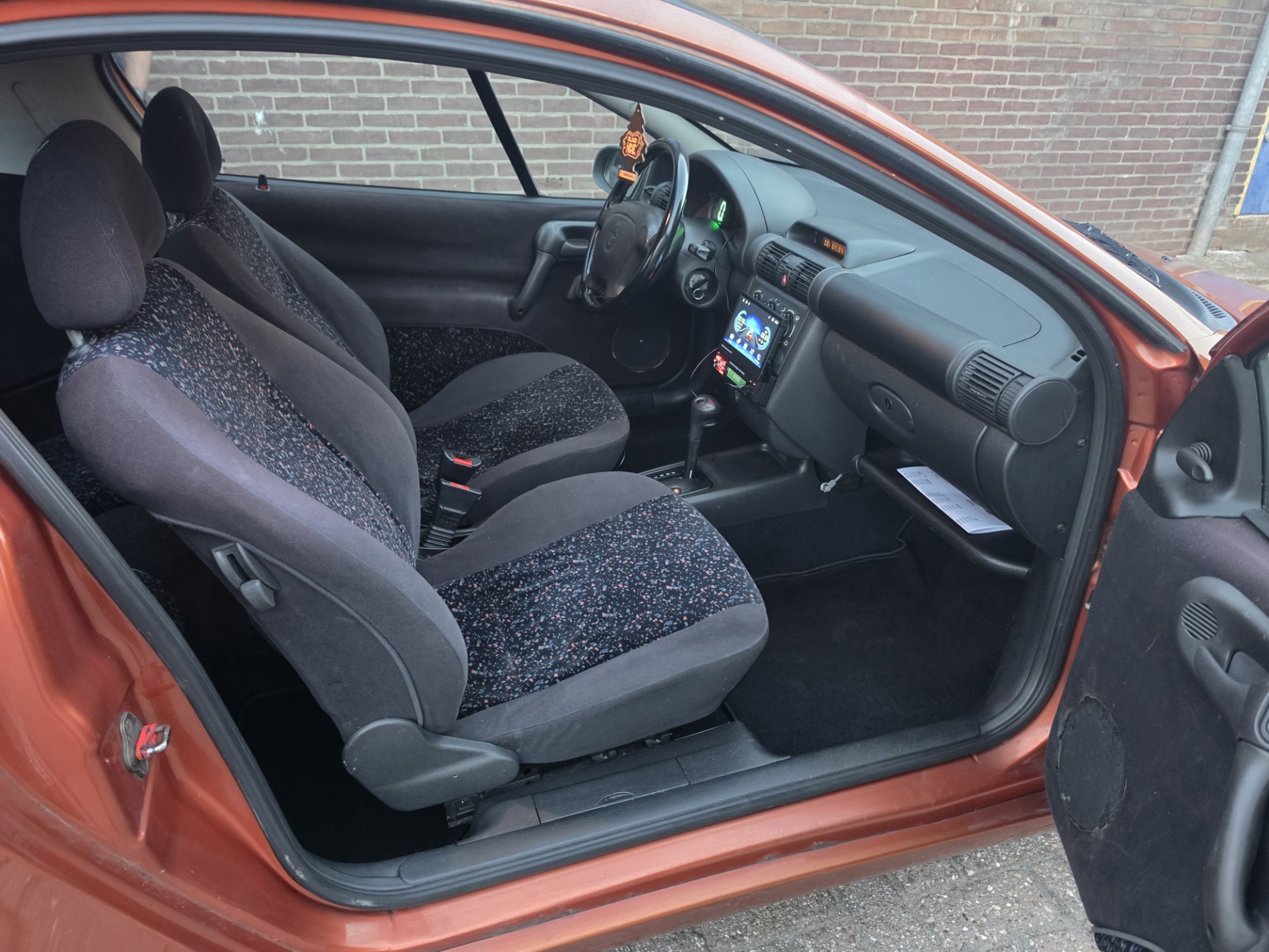 Foto van Opel Opel Tigra-a