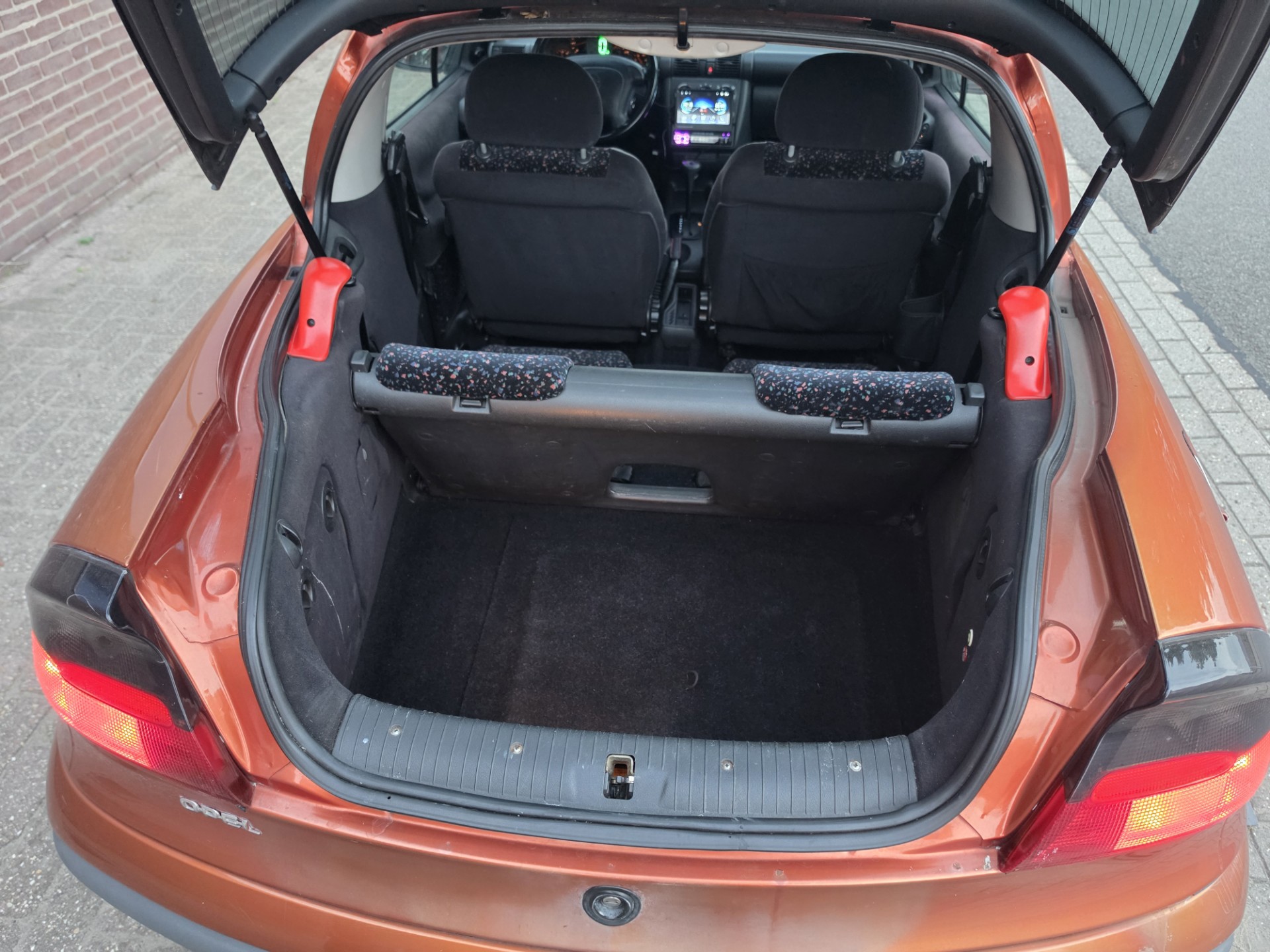 Foto van Opel Opel Tigra-a