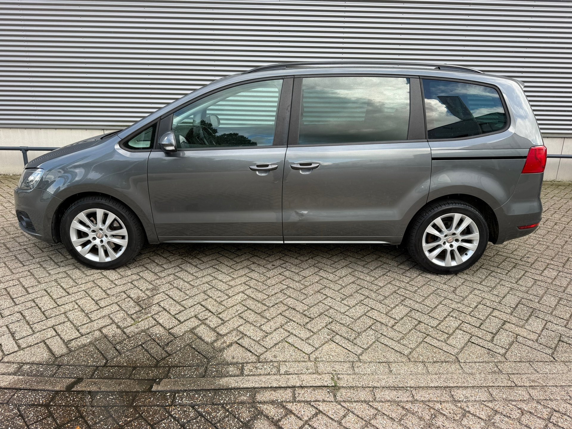 Foto van Seat Alhambra