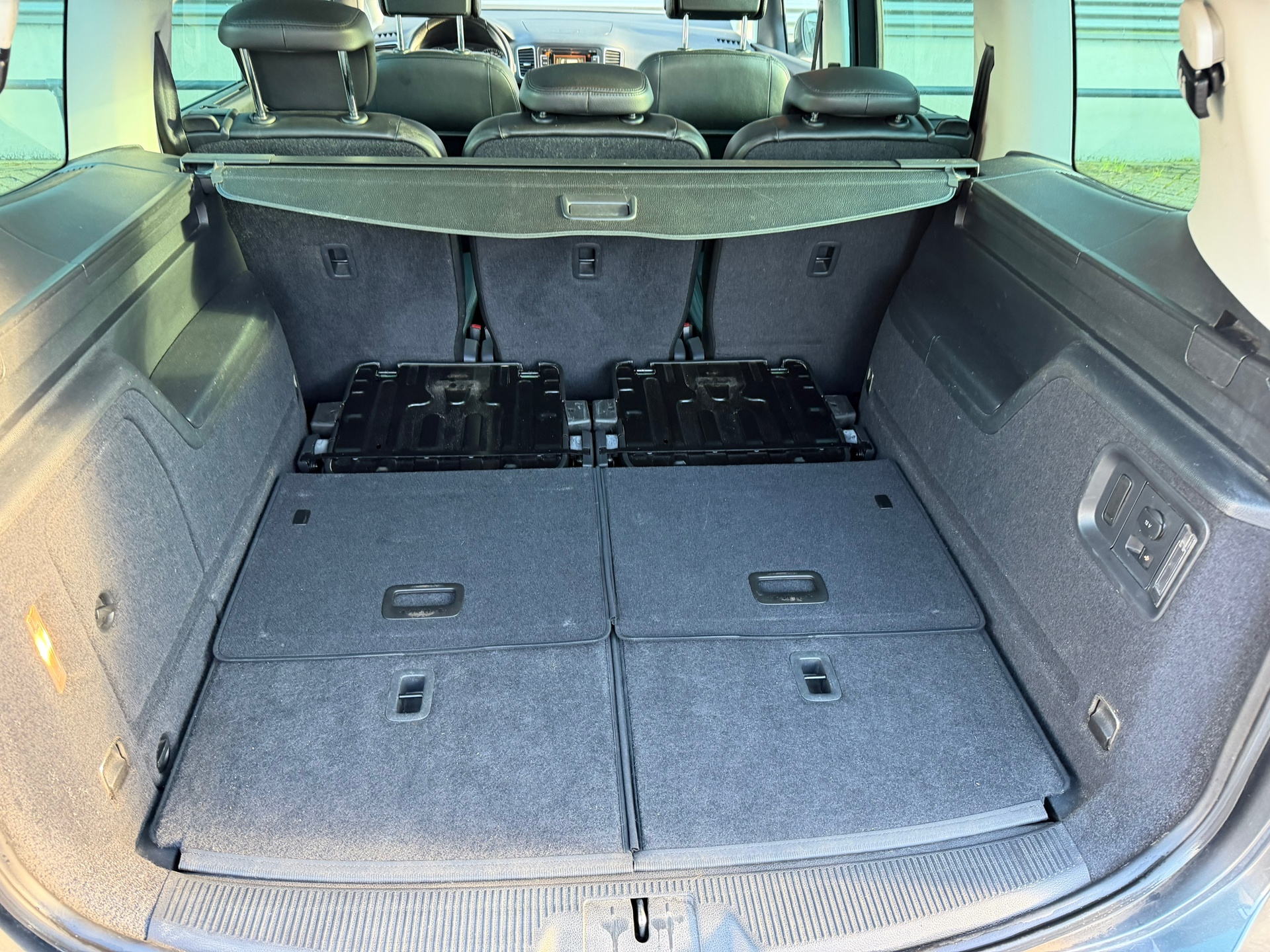Foto van Seat Alhambra