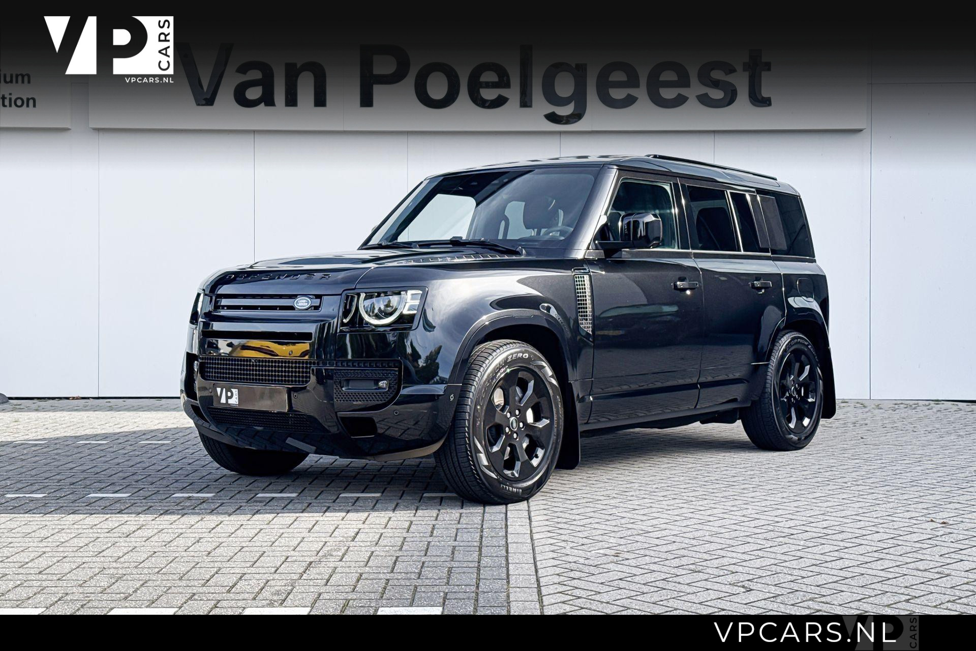Land Rover Defender 2.0 P300e 110 X-Dynamic HSE 2025 - voorkant