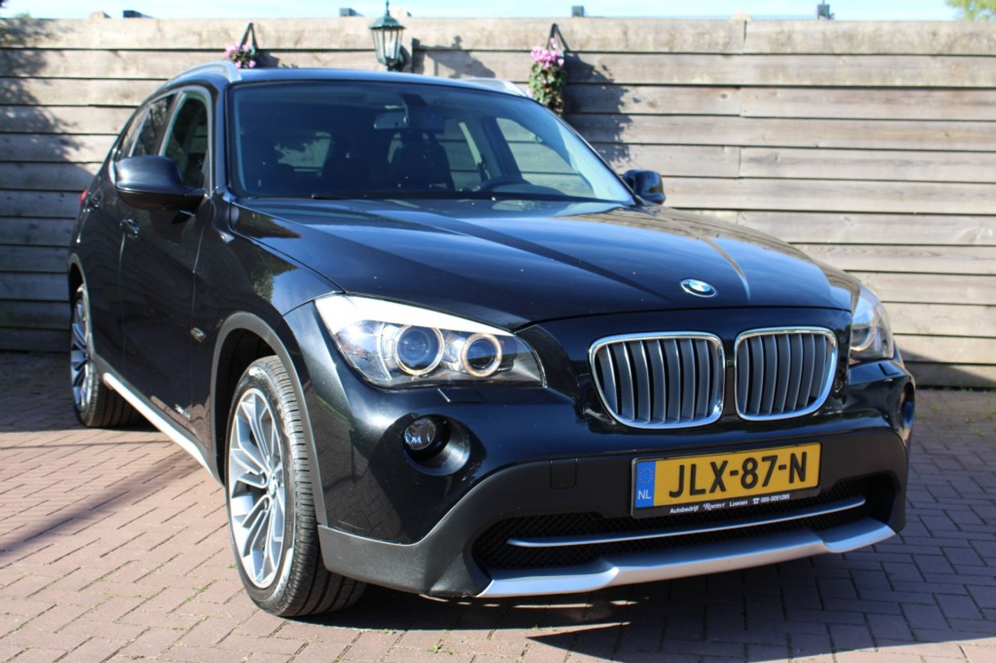 Foto van BMW X1 xDrive 28i