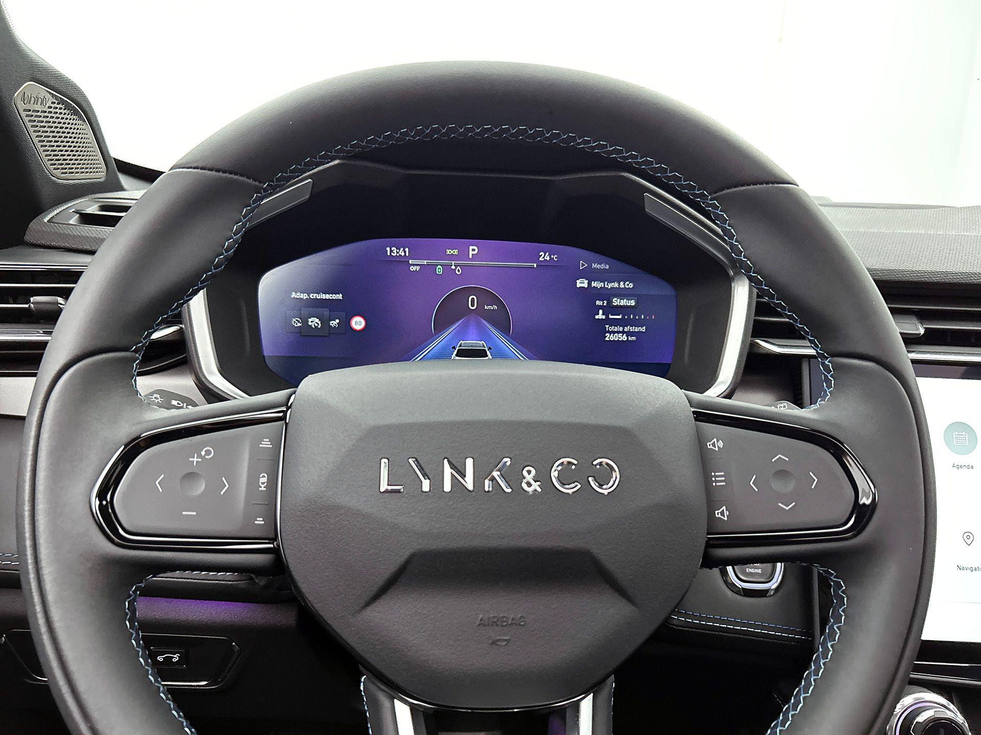 Foto van LYNK & Co 01