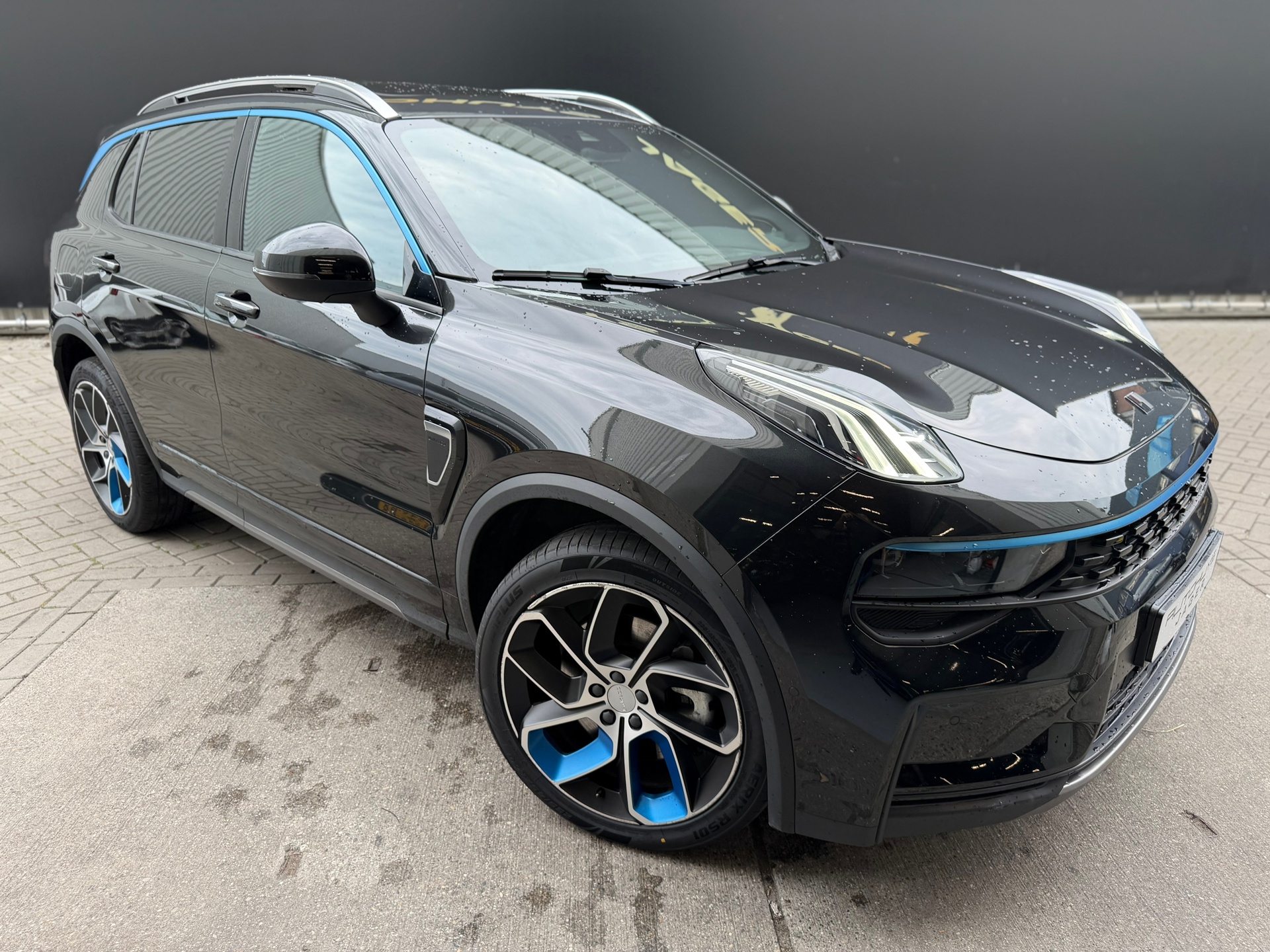 Foto van LYNK & Co 01