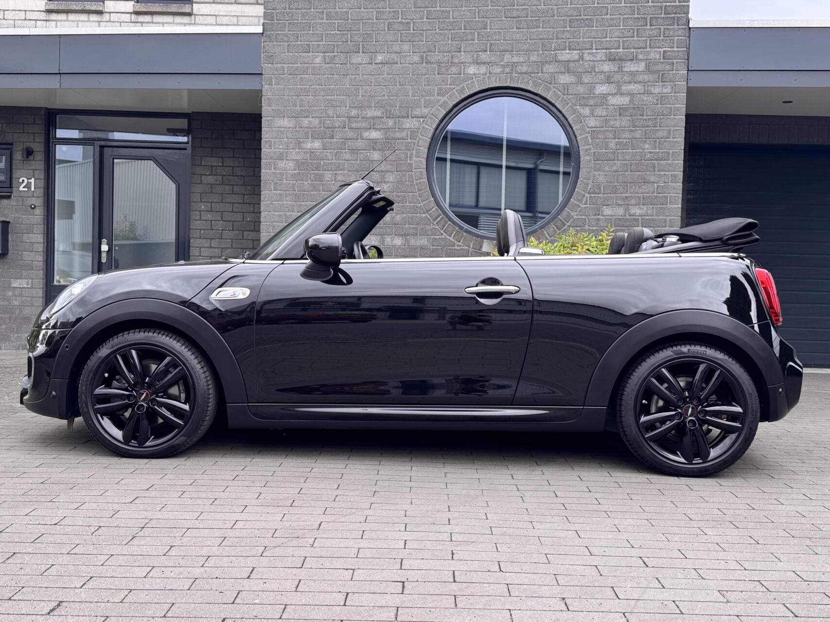 Foto van Mini Cabrio