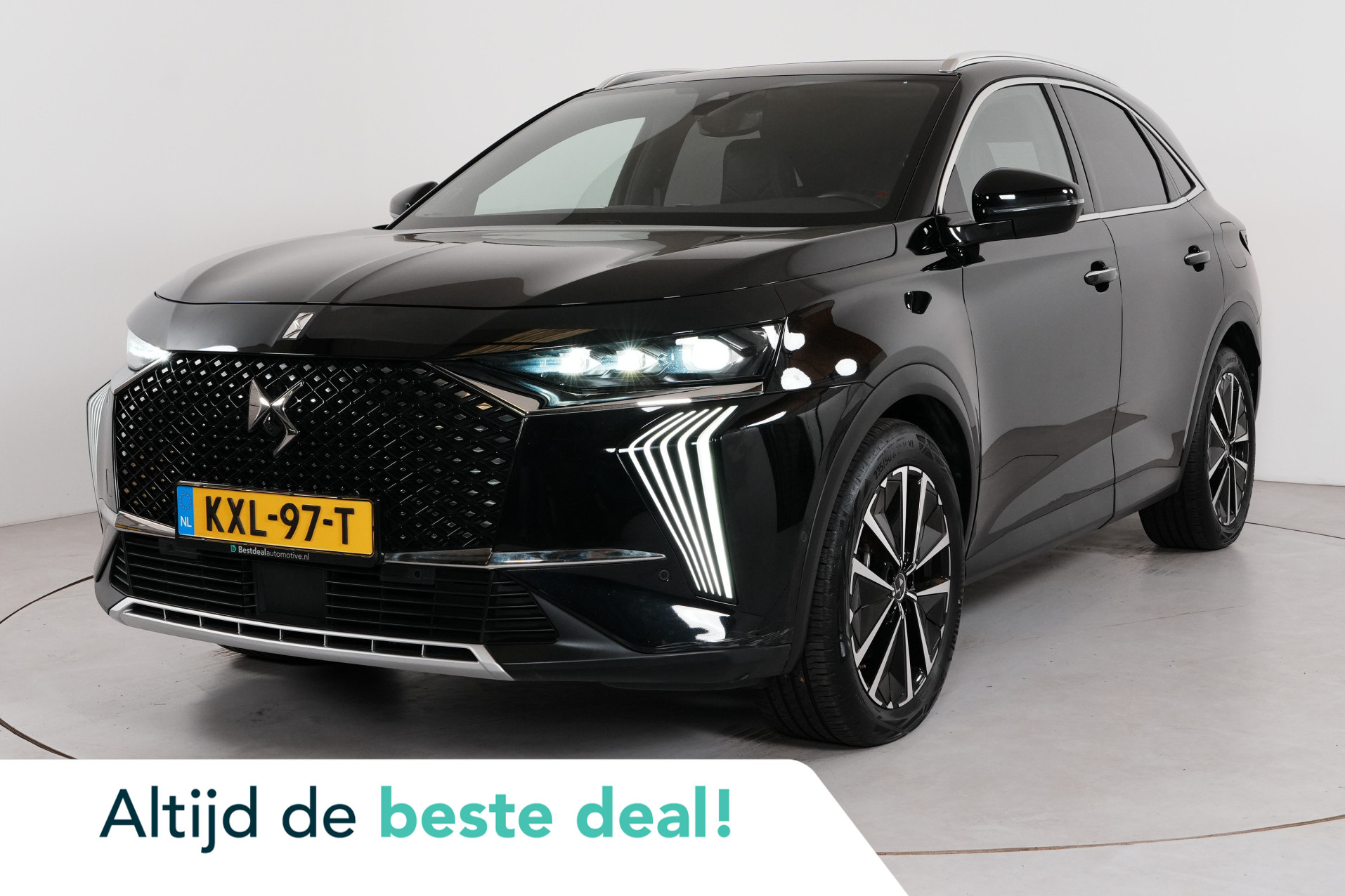DS Ds7 E-Tense 300 4x4 Rivoli 2023 - voorkant