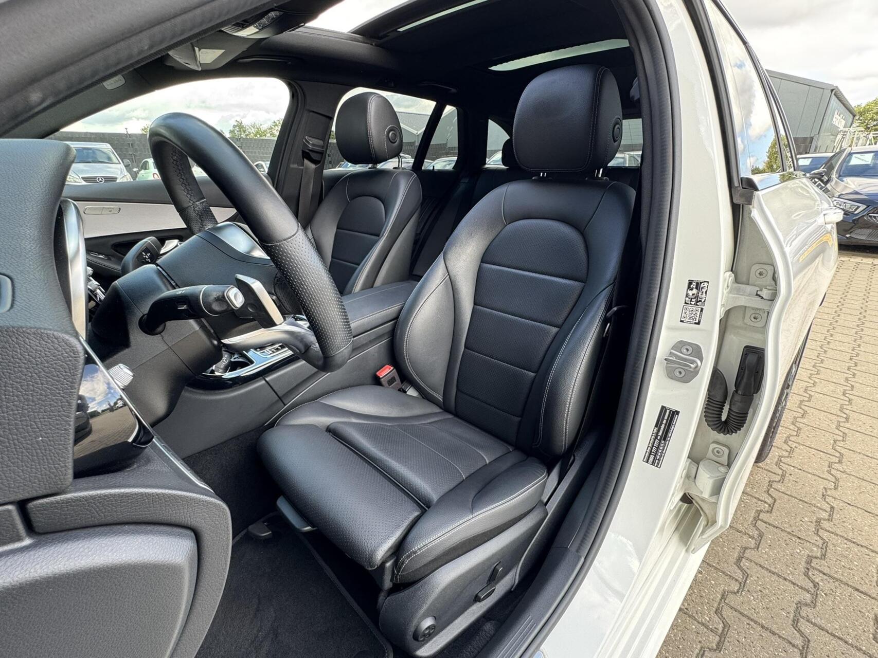 Foto van Mercedes-Benz C 300 E