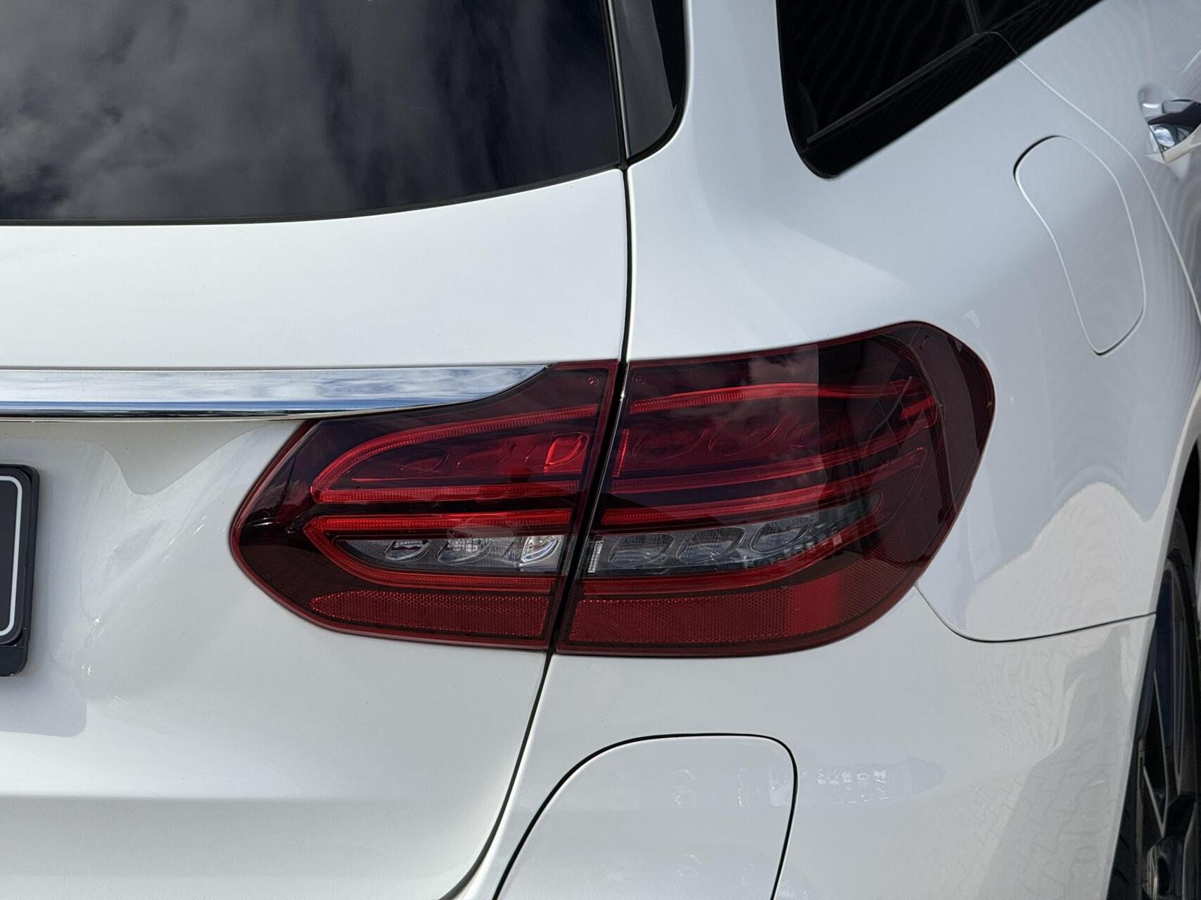 Foto van Mercedes-Benz C 300 E