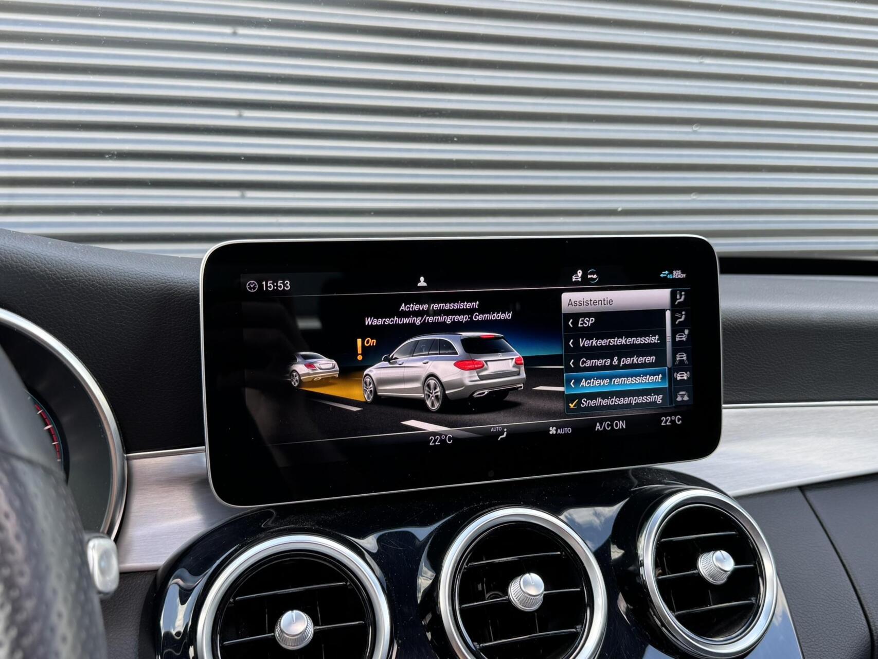 Foto van Mercedes-Benz C 300 E