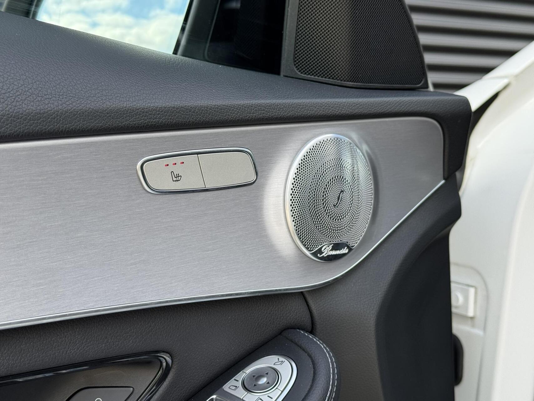 Foto van Mercedes-Benz C 300 E