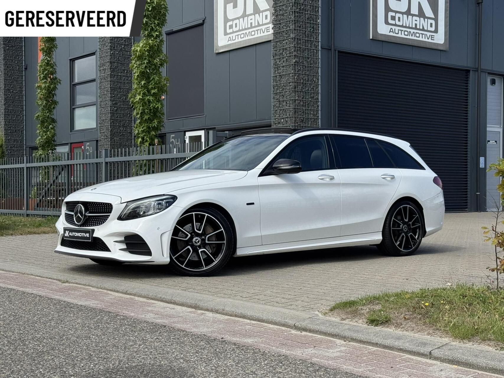 Foto van Mercedes-Benz C 300 E