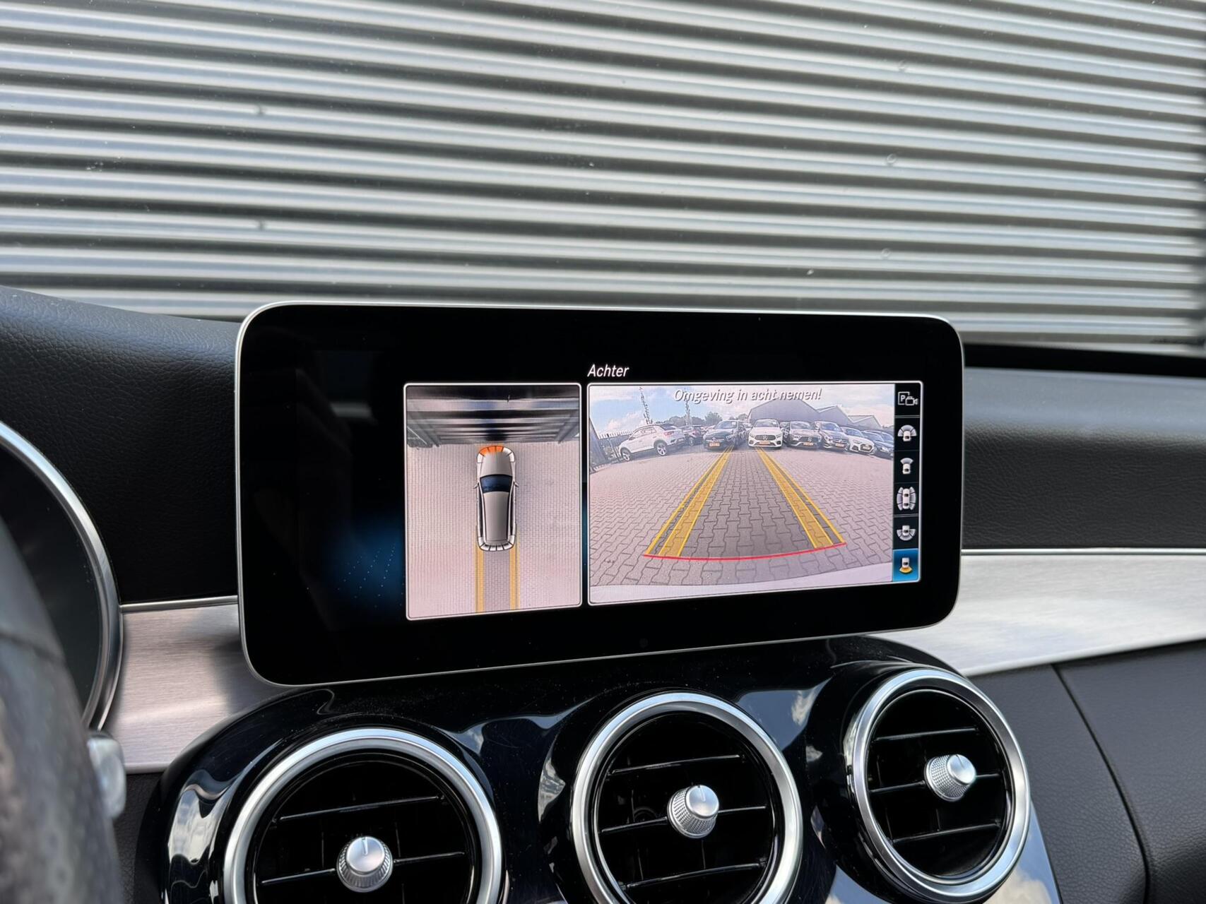 Foto van Mercedes-Benz C 300 E