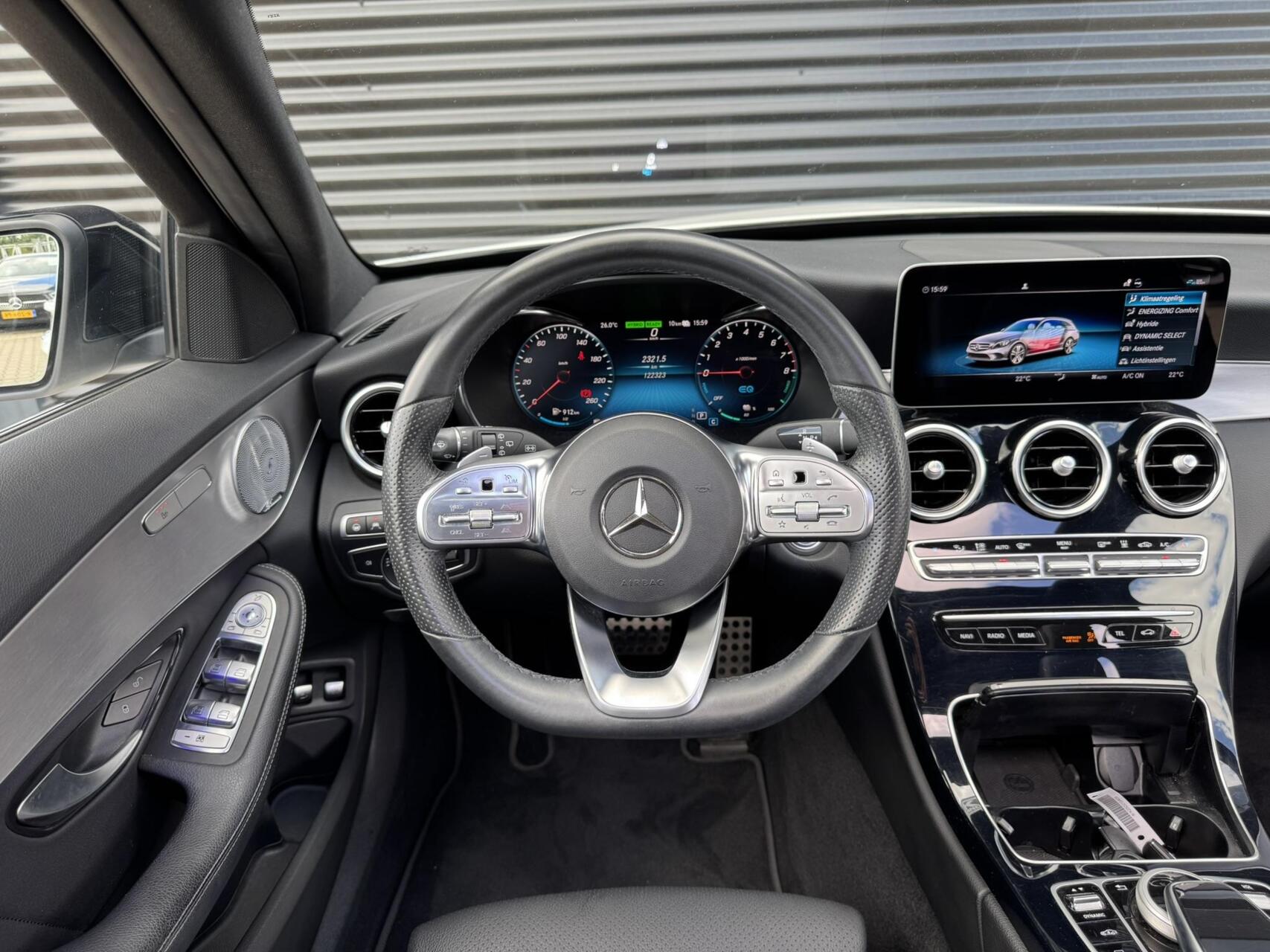 Foto van Mercedes-Benz C 300 E