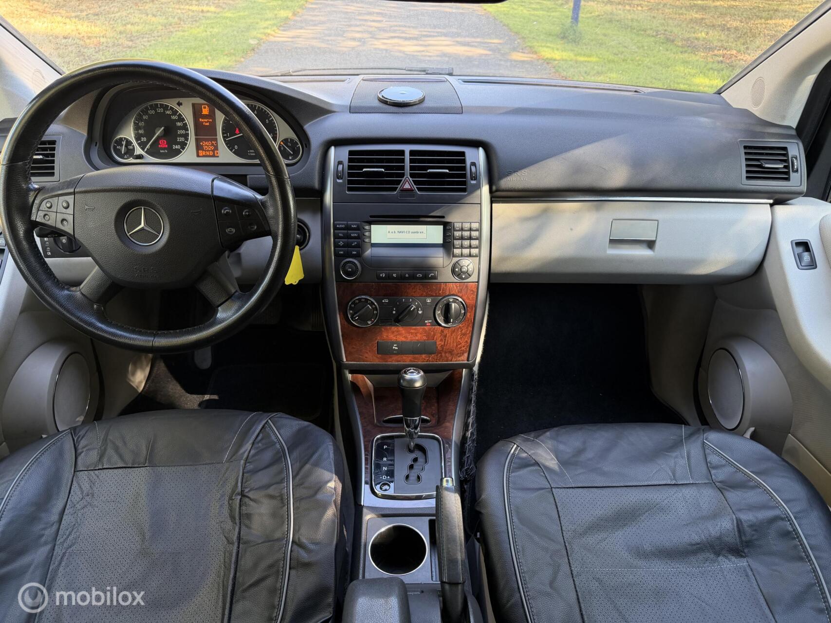 Foto van Mercedes-Benz B 200