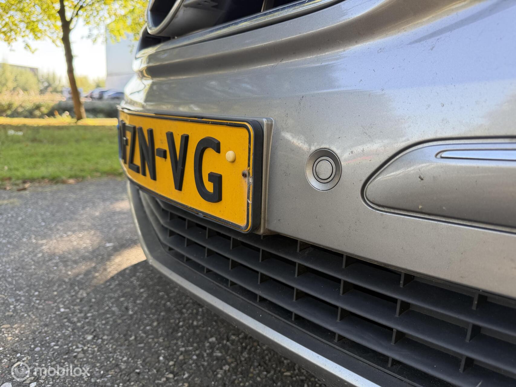 Foto van Mercedes-Benz B 200