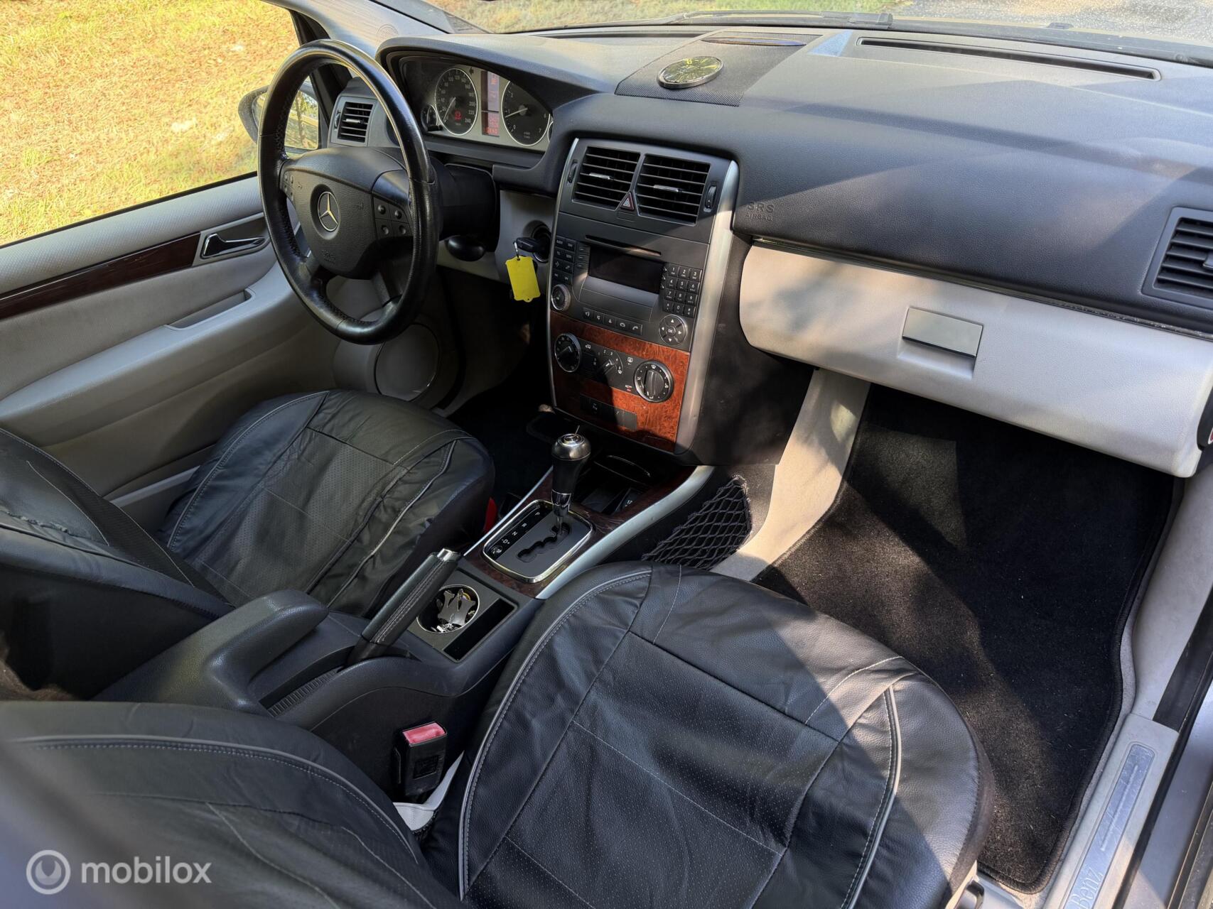 Foto van Mercedes-Benz B 200