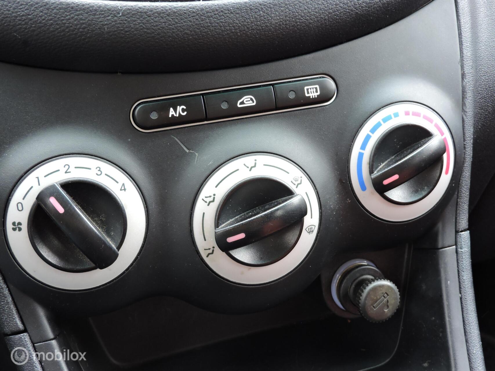 Foto van Hyundai I10