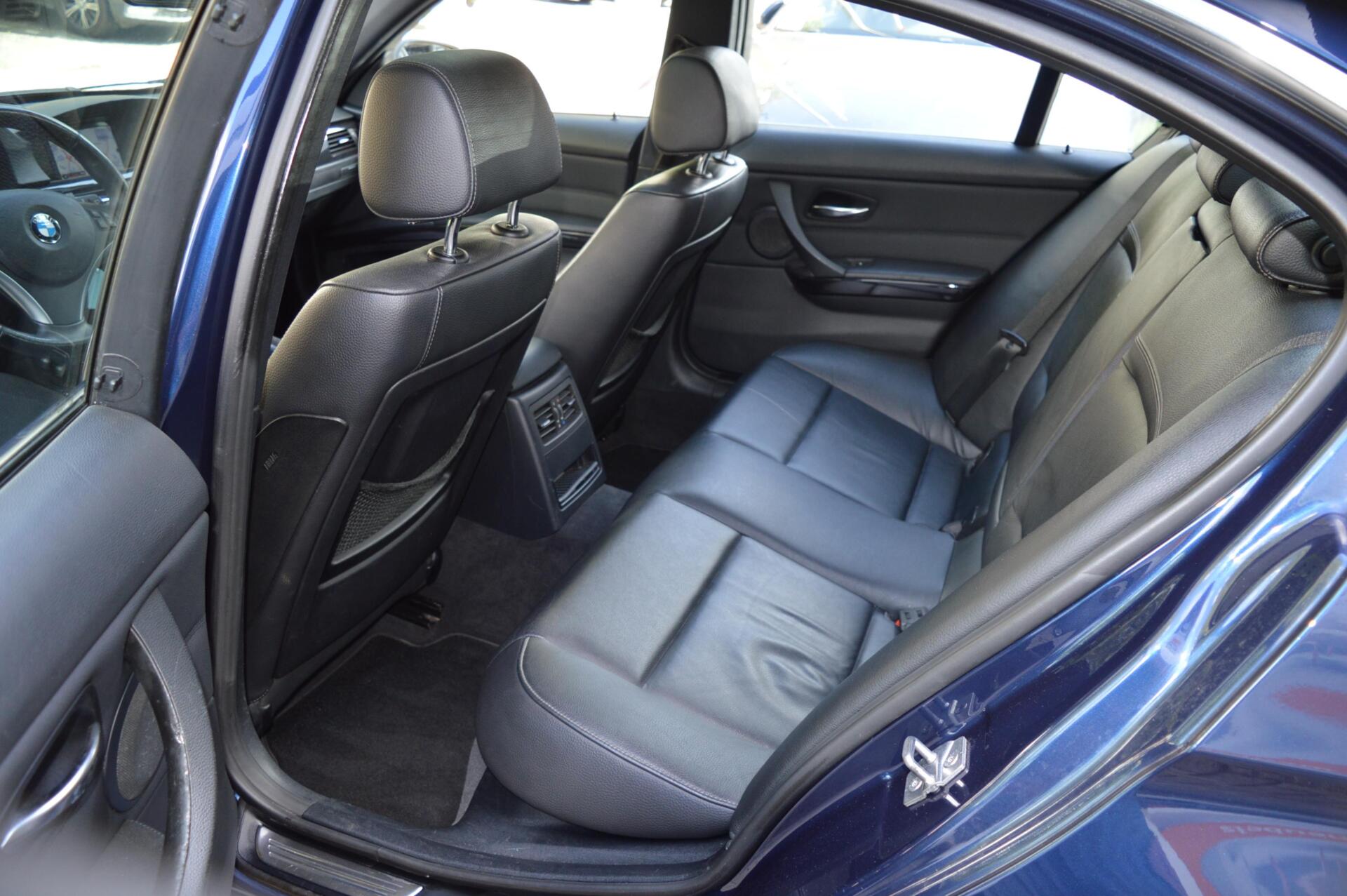 Foto van BMW 325i xDrive