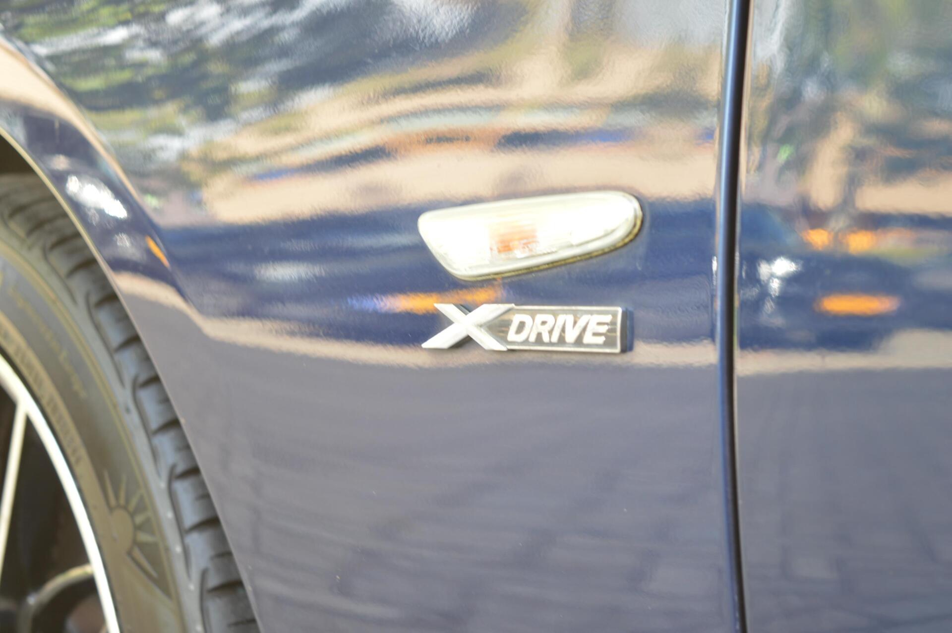 Foto van BMW 325i xDrive