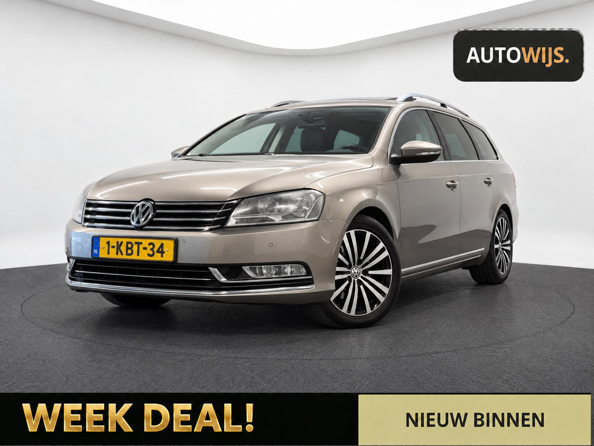 Volkswagen Passat 1.4 TSI Highline BlueMotion|AUT|NAVI|PDC|TREKHAAK|PANO|NL AUTO|GOED ONDERHOUDEN 2013 - voorkant