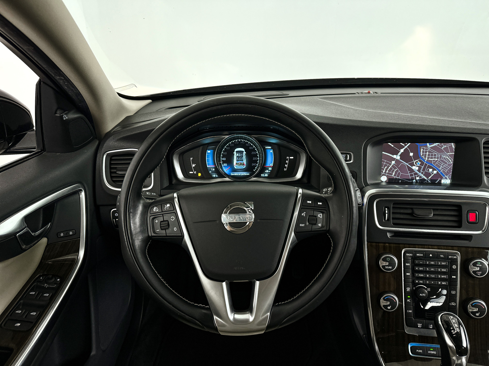 Foto van Volvo V60 Plug In Hybrid