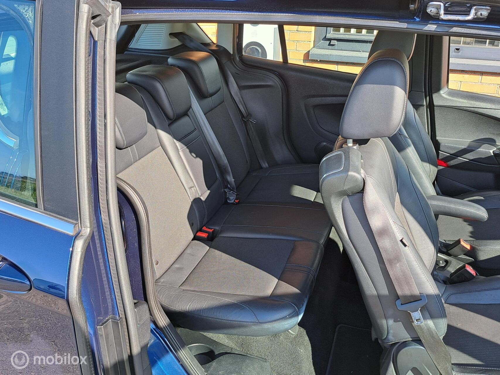 Foto van Ford B-max