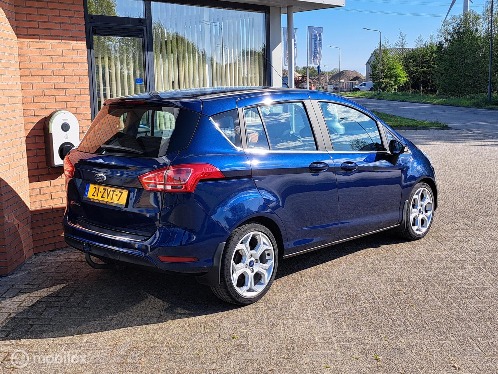Foto van Ford B-max