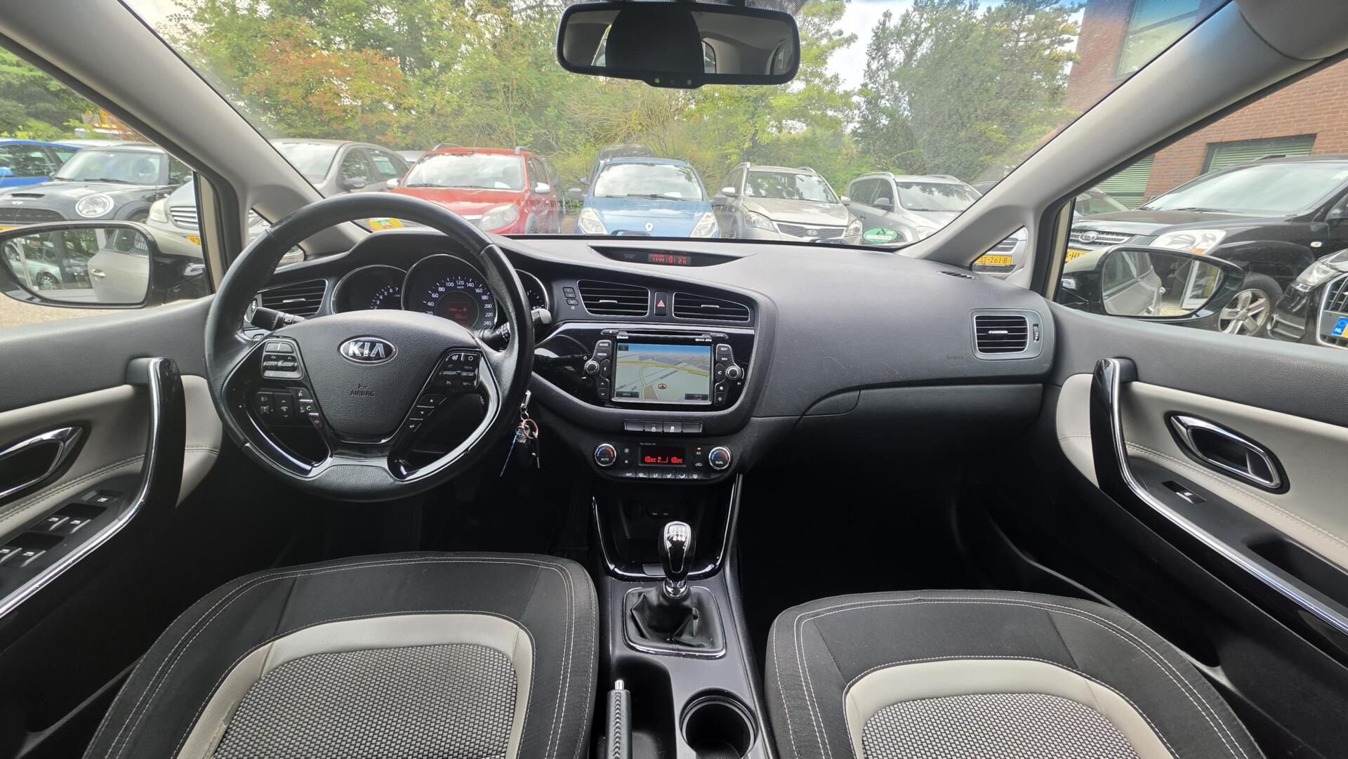 Foto van Kia Cee D