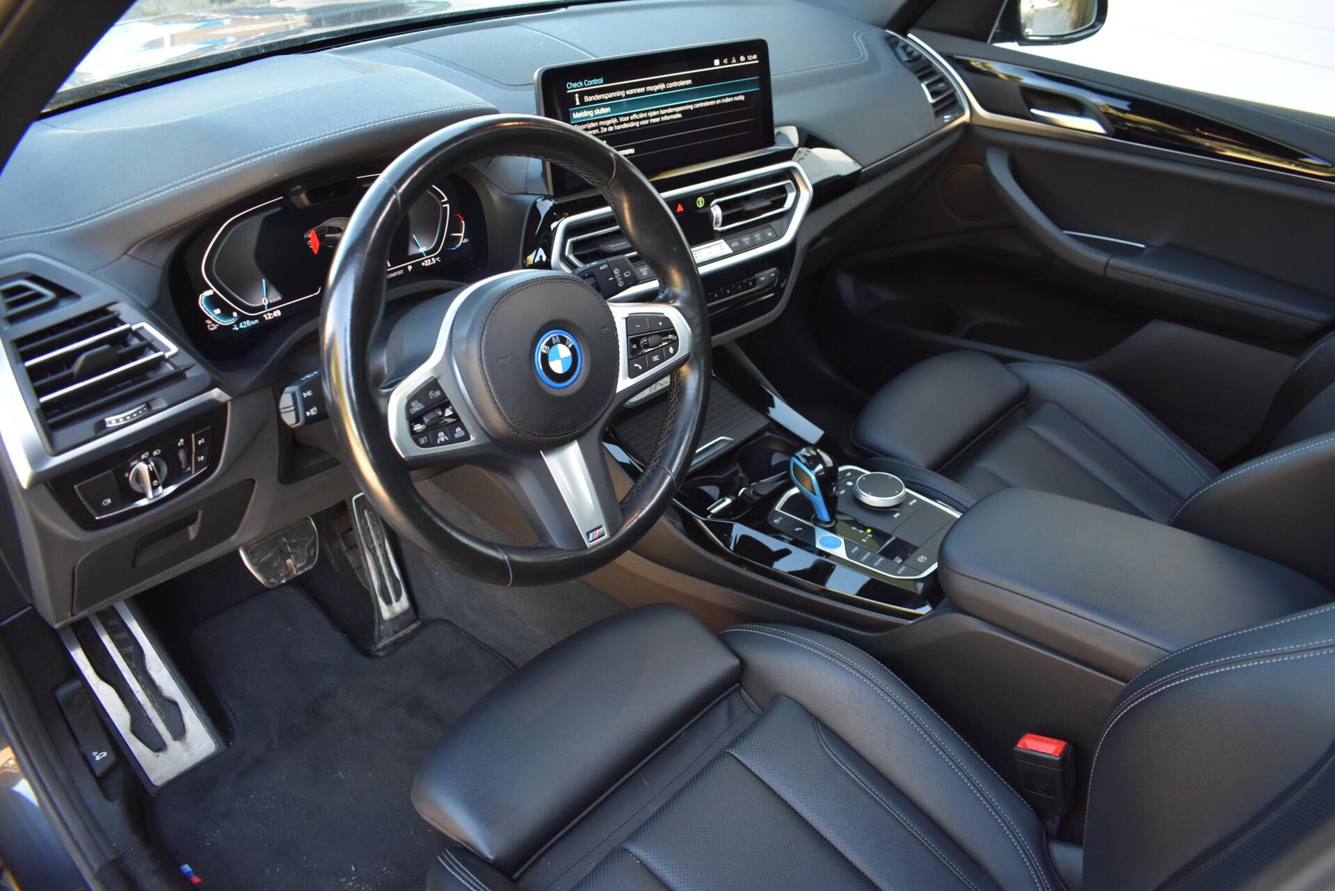 Foto van BMW Ix3